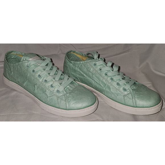 Unstitched Utilities Next Day Low Women's Sneaker - Picture 2 of 5